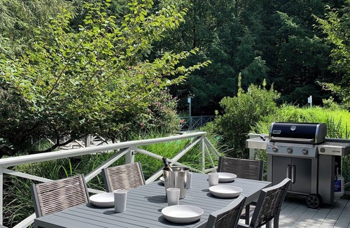 Mahopac House | Secluded 4 bedroom home with pool and hot tub on 9 acres