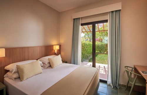 Marinella Di Cutro Hotel | Serenè Resort