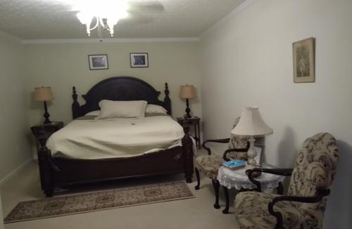 Brownsville Bed & Breakfast | Serenity Hill Bed and Breakfast