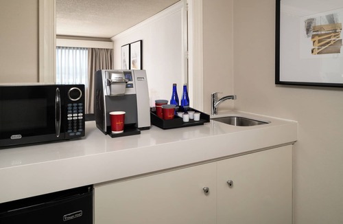 Windsor Locks Hotel | Sheraton Hartford Hotel at Bradley Airport