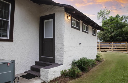 Midtown Apartment | Smart private apartment has everything you need & pet friendly!