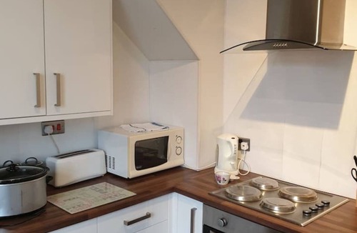 South Shields Apartment | South Shield's Hidden Gem Garnet 3 Bedroom Apartme