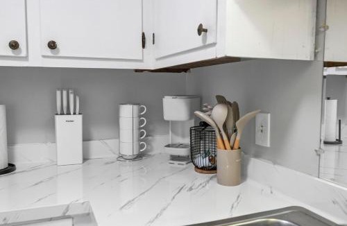 Dentsville Apartment | Southern Oasis