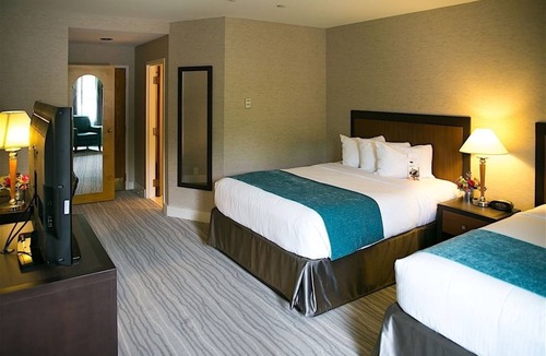 Southbury Hotel | Spa & Golf Retreats + Easy Access to Quassy Amusement Park l 2 Units