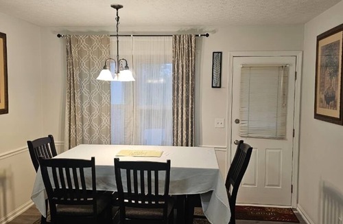 Reynoldsburg House | Spacious and comfortable single family home with finished basement.