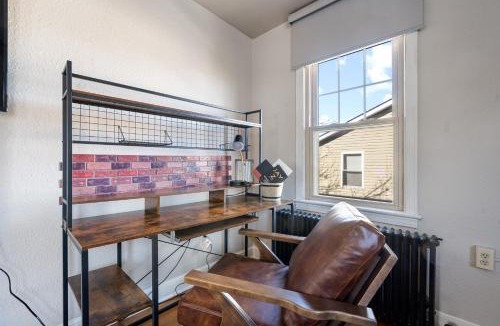 Randle Highlands Apartment | Spacious Capitol Hill Retreat with King bed and Iconic DC landmarks view from your suite