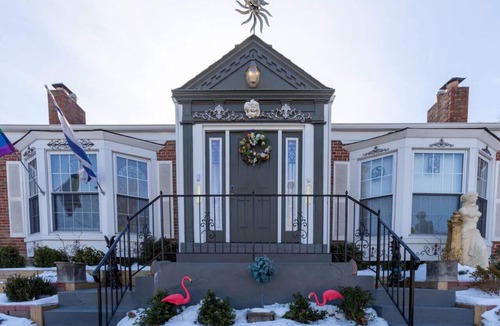 Northampton House | Spacious & Elegant 4 Bedroom Pet-Friendly Townhome – Sleeps 10