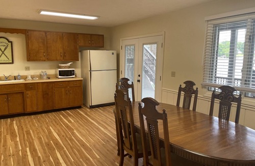 Cicero House | Spacious Lake Front Home with Private Dock On Lake Morse- AMAZING VIEWS!