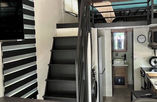 Springville Cottage | “Special Place Short Term Rentals Tiny House”Springville Tennessee 150