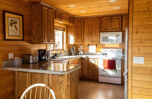 Julian Cabin | Spectacular & Breathtaking views at this serene mountain lake view cabin