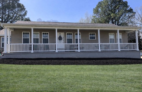Mammoth Spring House | Spring River Retreat/Walk to River/Fire PIt/Quiet Location