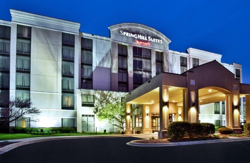 Burr Ridge Hotel | SpringHill Suites by Marriott Chicago Southwest at Burr Ridge Hinsdale