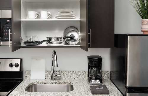 Cordova Apartment | stayAPT Suites Memphis-Cordova-Wolfchase