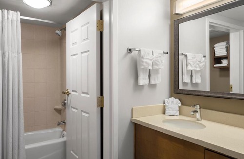 Plainfield Hotel | Staybridge Suites Indianapolis-Airport by IHG