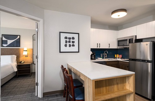 Rochester Hotel | Staybridge Suites Rochester University by IHG