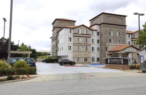 Milpitas Hotel | Staybridge Suites Silicon Valley - Milpitas by IHG