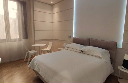 Sulmona Hotel | Stella CasaBono (B&B)