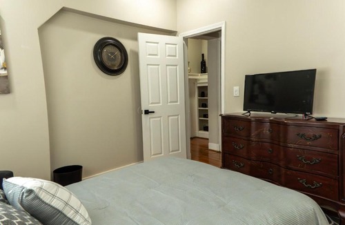 Westview Apartment | Strongs place