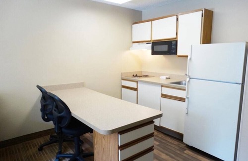 Malvern Hotel | Studio 6 Corporate Extended Stay Philadelphia Malvern Swedesford Rd. PA