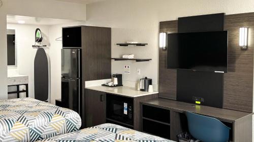 Lexington Hotel | Studio 6 Suites Lexington, Kentucky