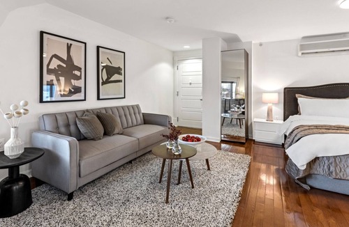 Downtown Baltimore House | Studio in Historic Urban Castle | Brexton Hotel