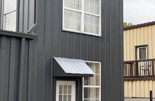 Newburgh Apartment | Studio rental situated in the heart of Downtown Newburgh.