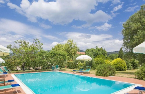 Vinci Villa | Stunning private villa with WIFI, private pool, TV, patio, pets allowed, panoramic view and park...