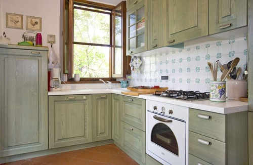 Palaia Villa | Stunning private villa for 8 guests with A/C, WIFI, private pool, TV and patio