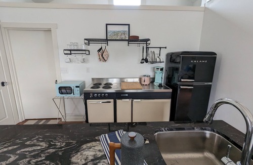 Pickens Apartment | Stylish Studio Loft Apartment with cool mid-century vibes