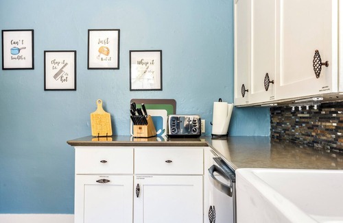 Winona Lake House | Summer Weekends Open! Sleep 21 in 7BR Lake Retreat, 2-Night Min, Walk to Village
