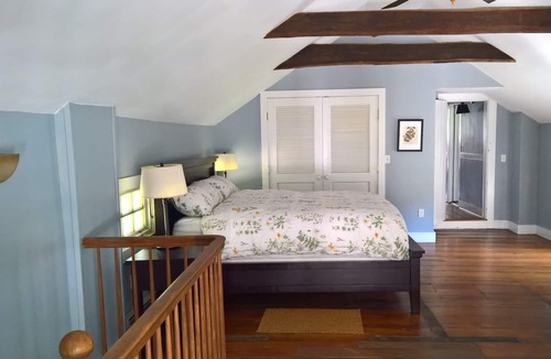 Washington House | Sunny Colonial in Washington Green across from Mayflower Inn