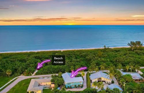 Fort Pierce Shores Villa | Sunrise Views & Beach Access - BBQ & Free Parking