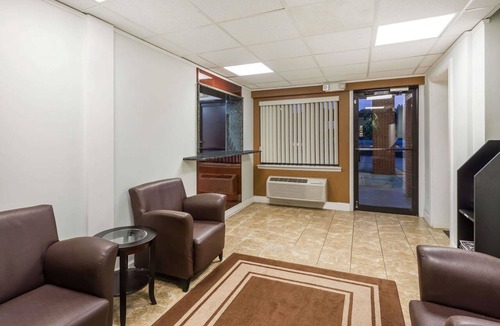 Ooltewah Hotel | Super 8 by Wyndham Chattanooga Ooltewah