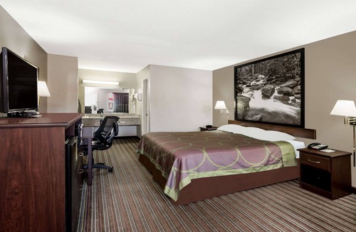 Ooltewah Hotel | Super 8 by Wyndham Chattanooga Ooltewah