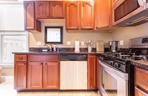 Mill River Apartment | The Brick Wooster Square | Yale | Skyline Deck