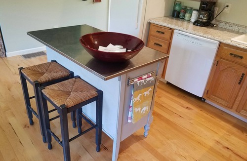 North Granby House | The Loft @ Lost Acres ~ A Peaceful Rural Escape on a Farm Winery!