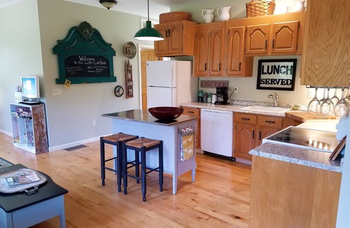 North Granby House | The Loft @ Lost Acres ~ A Peaceful Rural Escape on a Farm Winery!