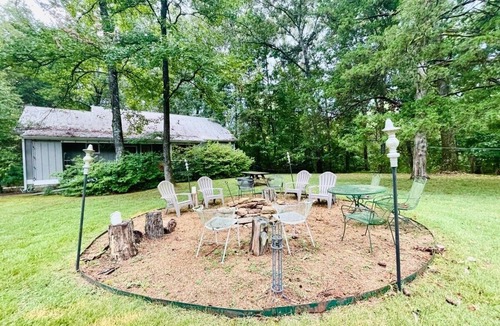 Oxford House | The Nest Egg, 3BR Home by Velvet Ditch Villas