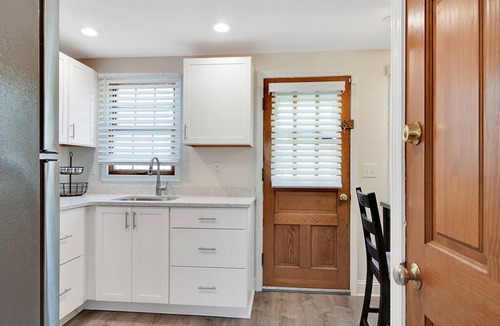 Cheektowaga House | The Westchester - Private, comfortable home minutes from the airport & shopping