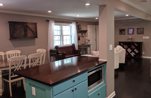 Charlottesville House | TheComfy Ranch