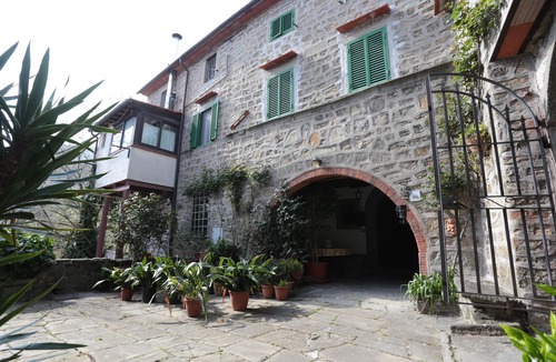 Castelvecchio House | Thomas holiday house Castelvecchio (IT04012C2CX4Z66SK)