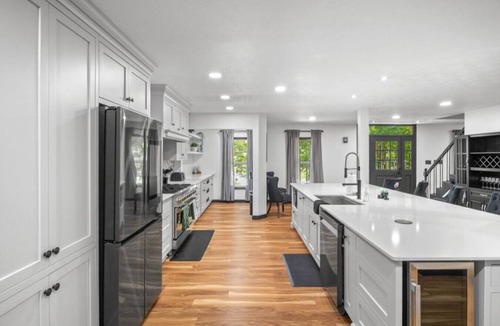 Feather Cove I House | Timberline at Giest!