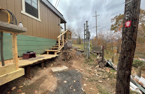Meadow Bridge House | Tiny home overlooking the river with SPECTACULAR VIEWS and lots of extras!