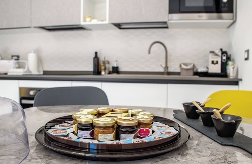 Roccavivara House | Tourist Accommodation Rainbow "Deluxe Apartment"