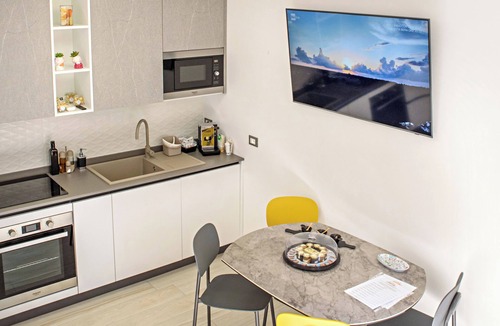 Roccavivara House | Tourist Accommodation Rainbow "Deluxe Apartment"
