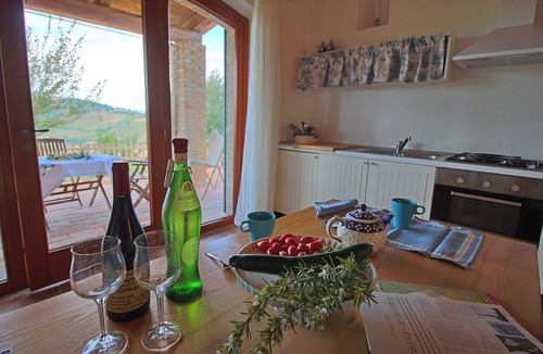 Montelabbate Cottage | Tranquil Hilltop Cottage