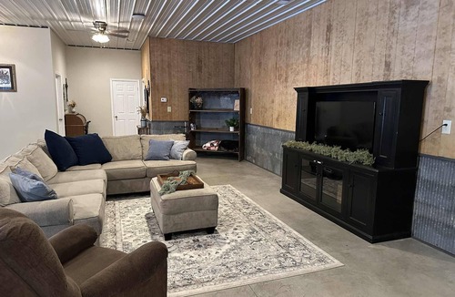 Windsor Bed & Breakfast | Traveler's Rest - A comfy waystation on your travels.
