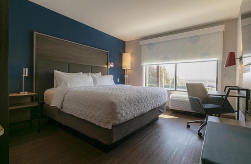 Hazleton Hotel | Tru By Hilton Hazleton