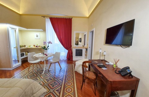 Trani Bed & Breakfast | Turenum Apartment B&B