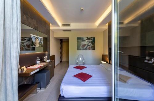 Foligno Hotel | UNAHOTELS Villa dei Platani Foligno